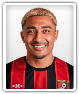 Julián Araujo